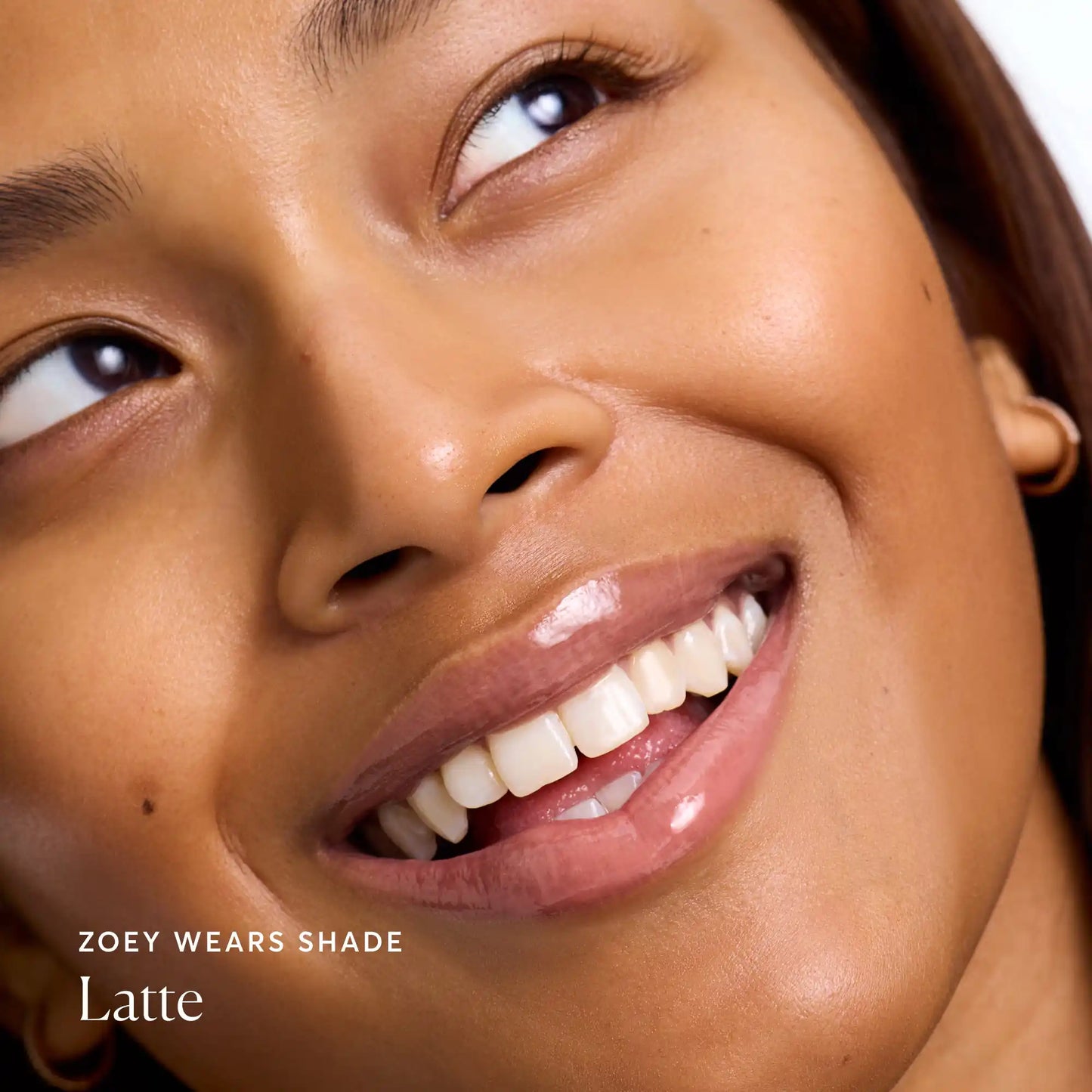 phyto-glow-lip-balm-latte-h2 NATR-60110-Alt-Images-Phyto-Glow-Lip-Balm-Latte-04.webp