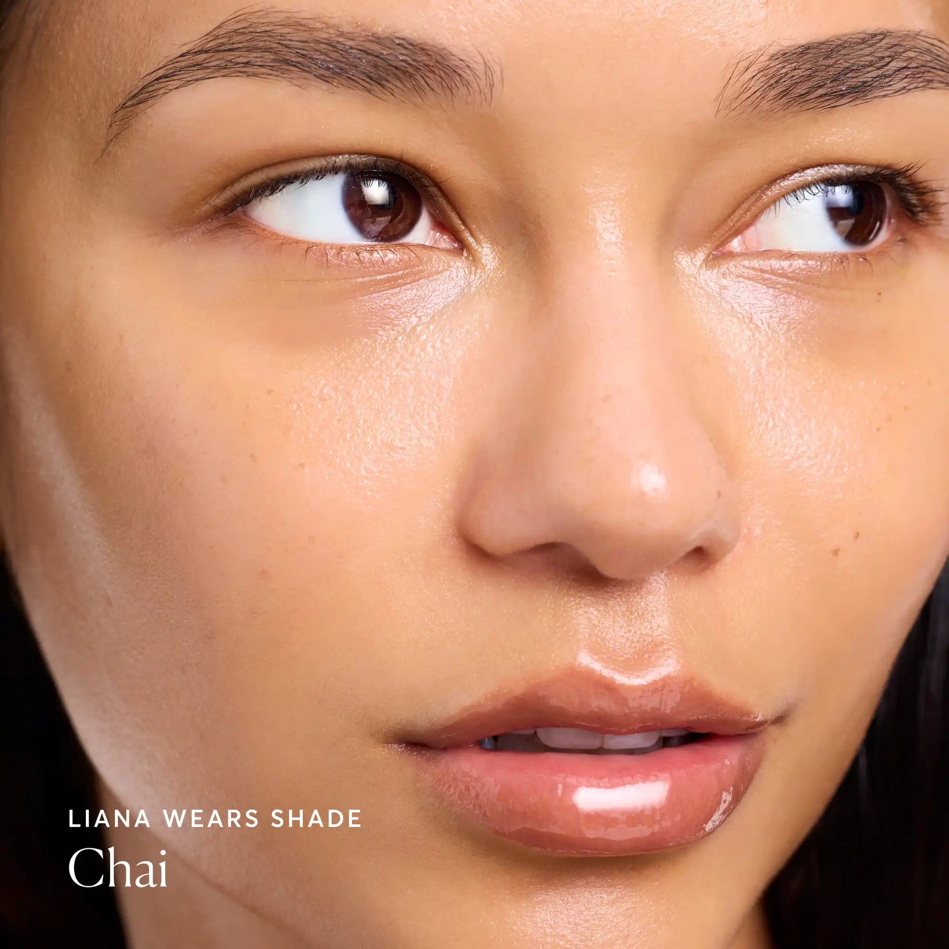 phyto-glow-lip-balm-chai-f1 NATR-60111-Alt-Images-Phyto-Glow-Lip-Balm-Chai-04.webp