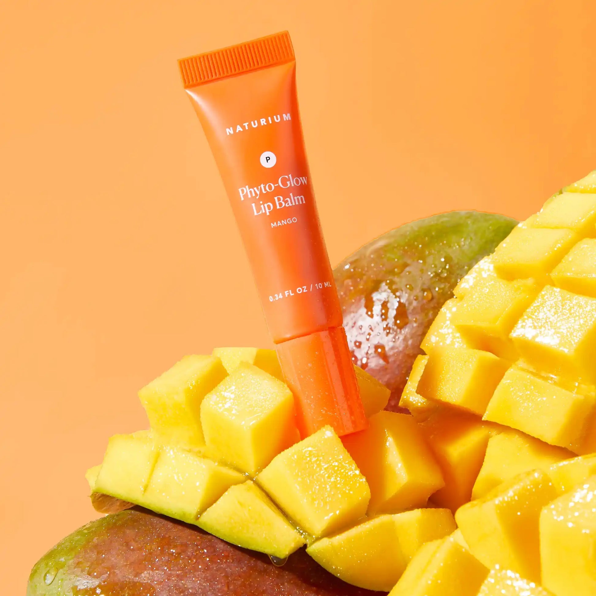 phyto-glow-lip-balm-mango-u5 phytoglow-mango_0272-crop.webp